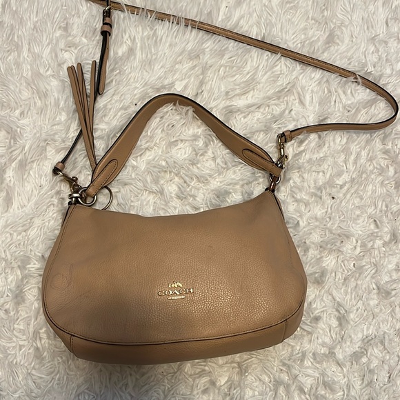 Handbags - Coach Bag